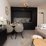 Apollonia Sinj