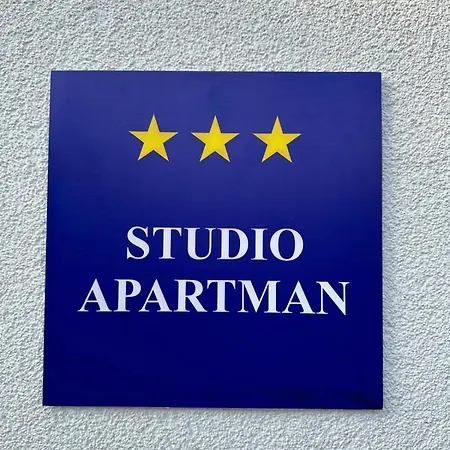 Apollonia Apartment